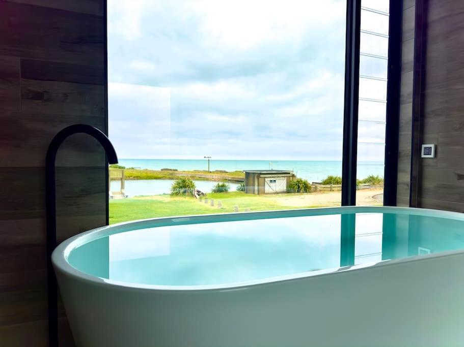 Luxury Absolute Ocean View Lodge Waverley Town District Esterno foto